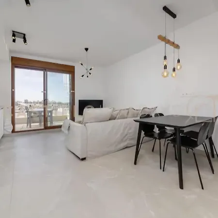 Luxury Penthouse - Rooftop Pool - 100m To The Sea Apartamento Torrevieja