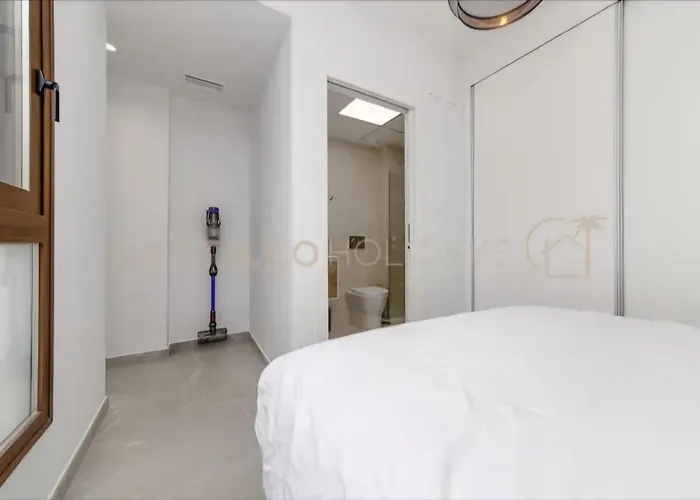 Luxury Penthouse - Rooftop Pool - 100m To The Sea Apartment Torrevieja